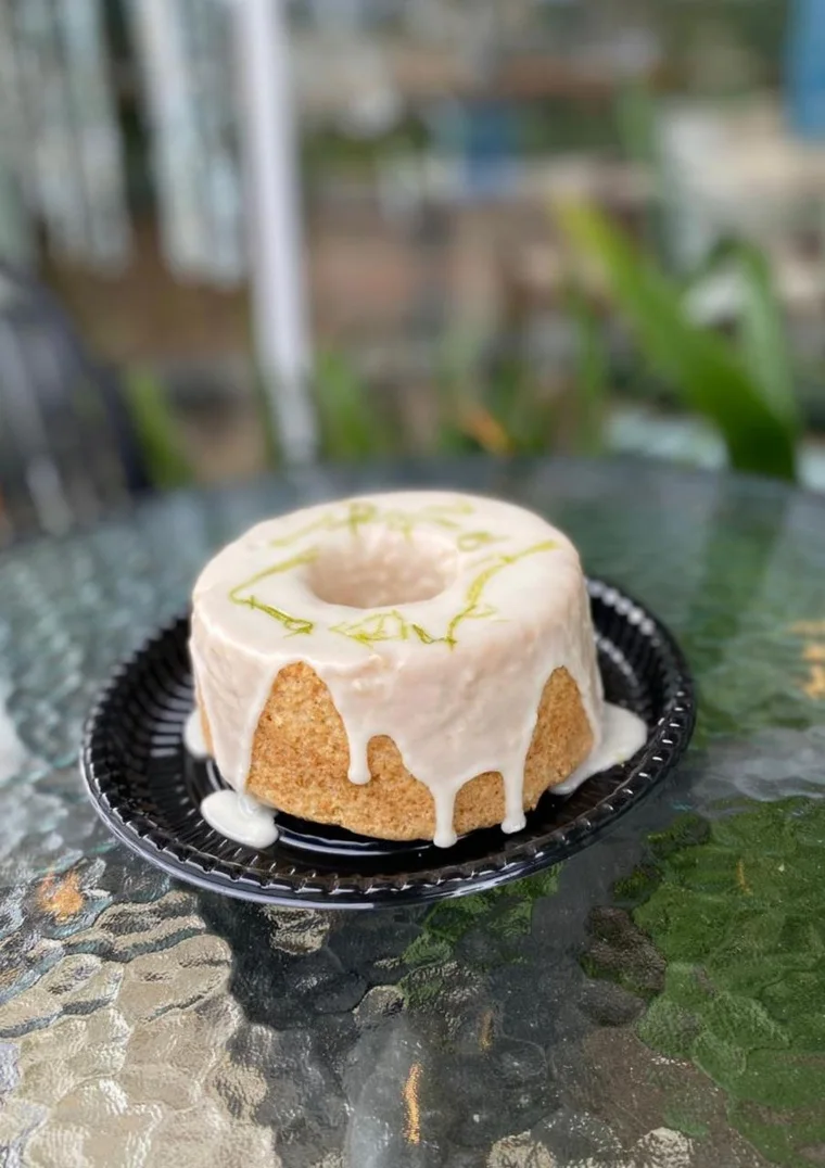 Bolo de limão vegano, fotografia oficial da central de encomendas Bem Viver